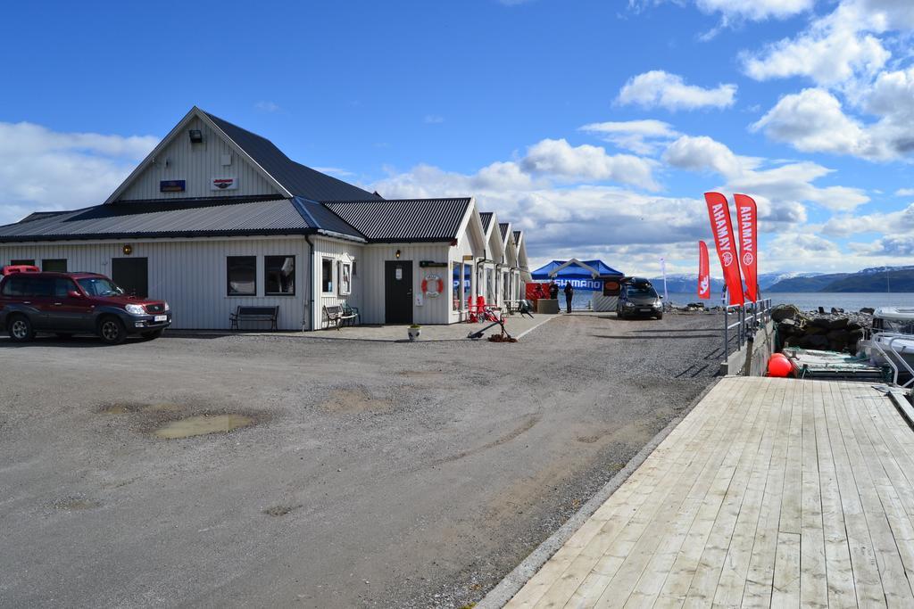 Hotel Arctic Seasport Løding Exteriér fotografie